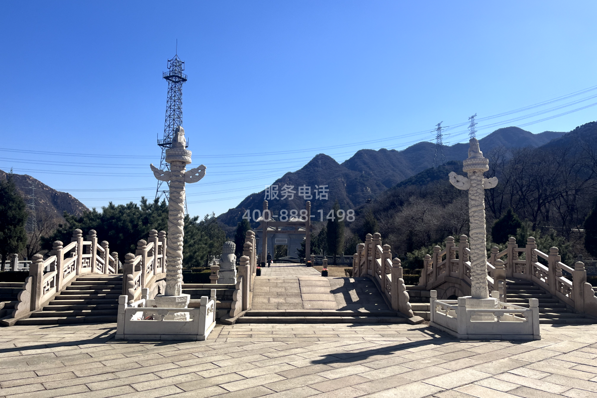 怀思堂环境图