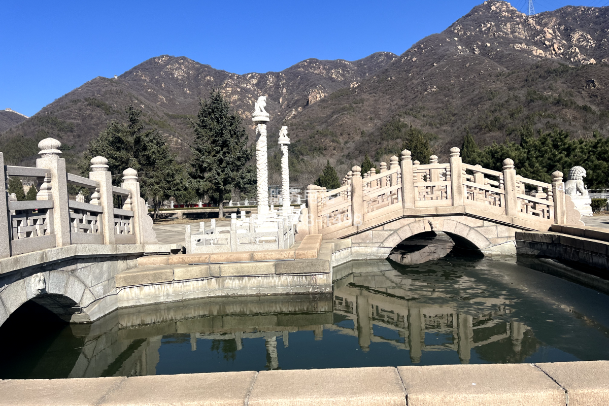 怀思堂环境图